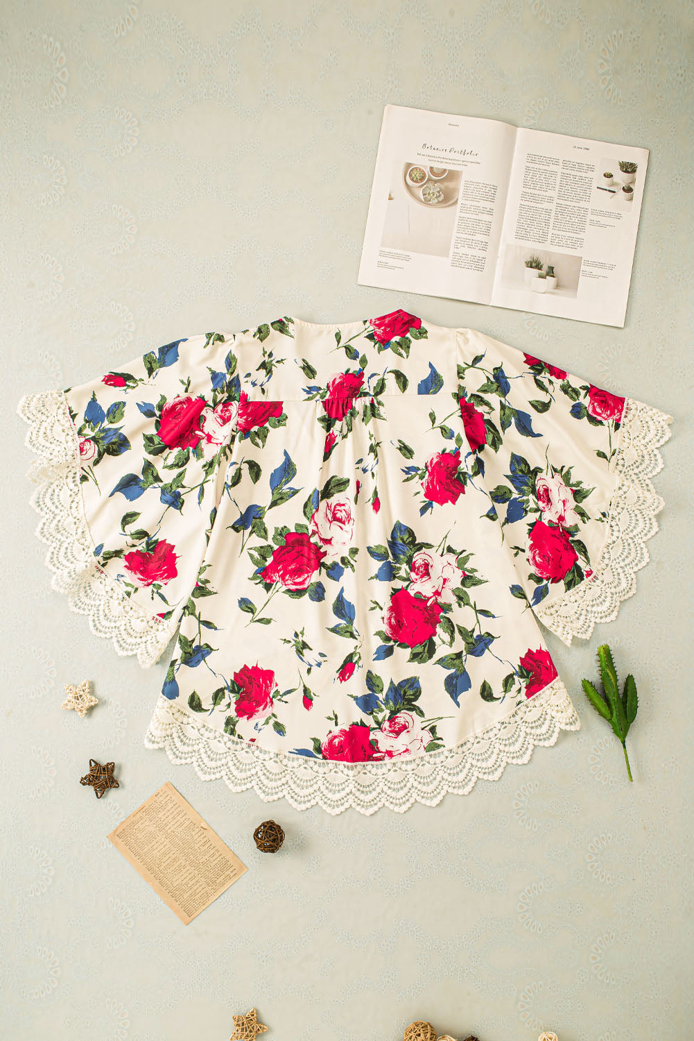 Beige floral open-front kimono with scalloped lace trim