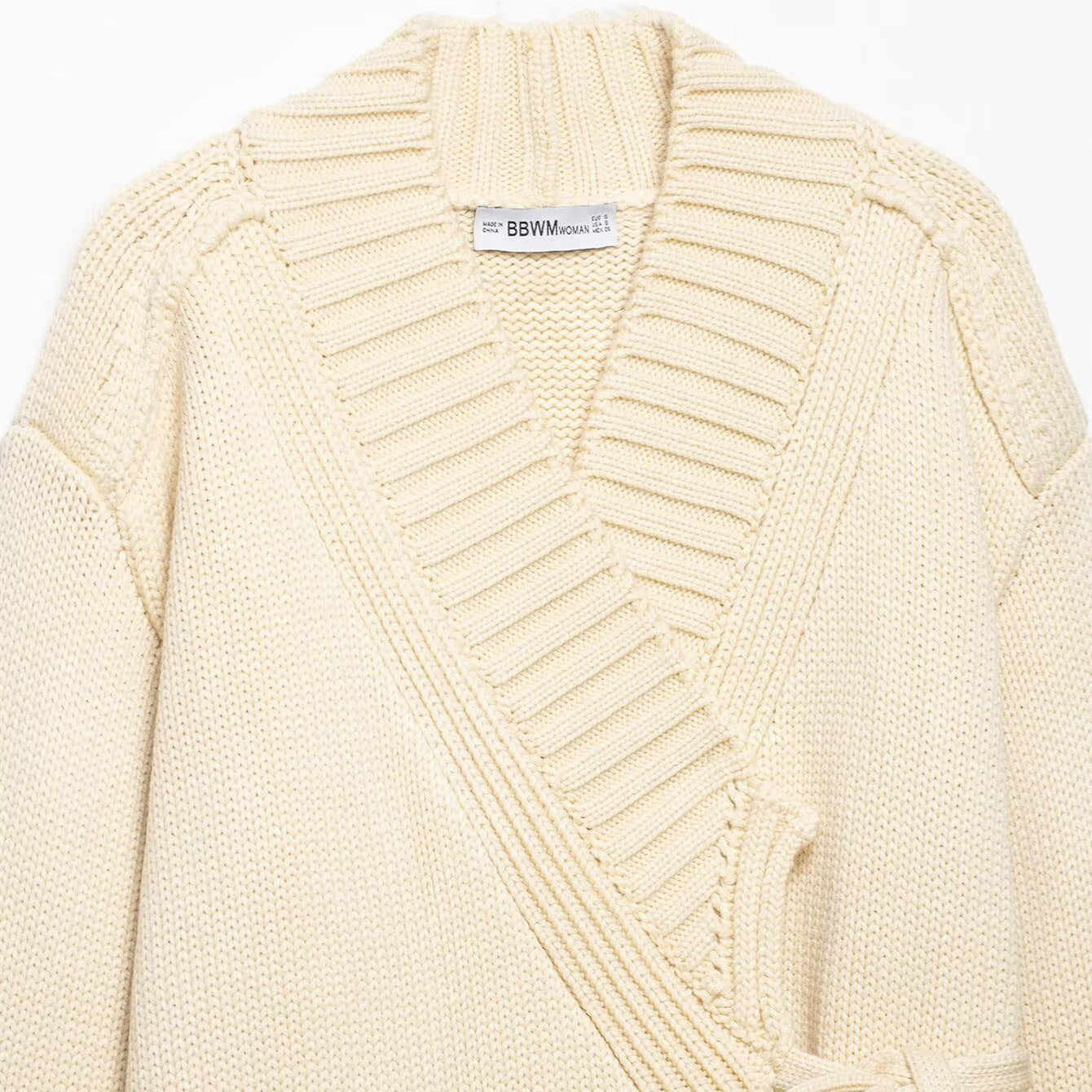 Women's long-sleeve polyester kimono jacket in light yellow