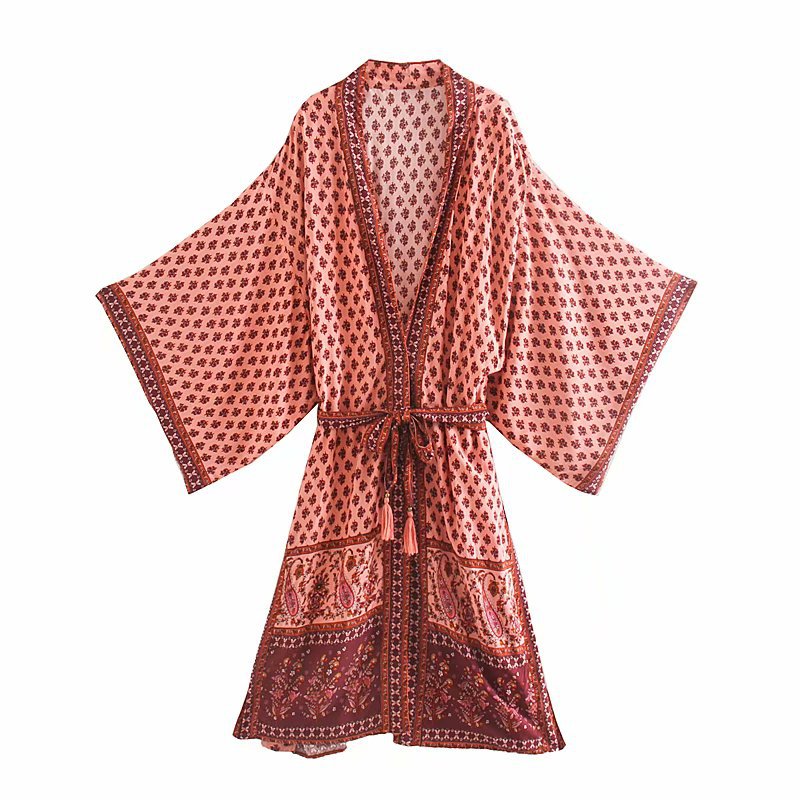 Women's long relaxed paisley kimono in sizes S to L