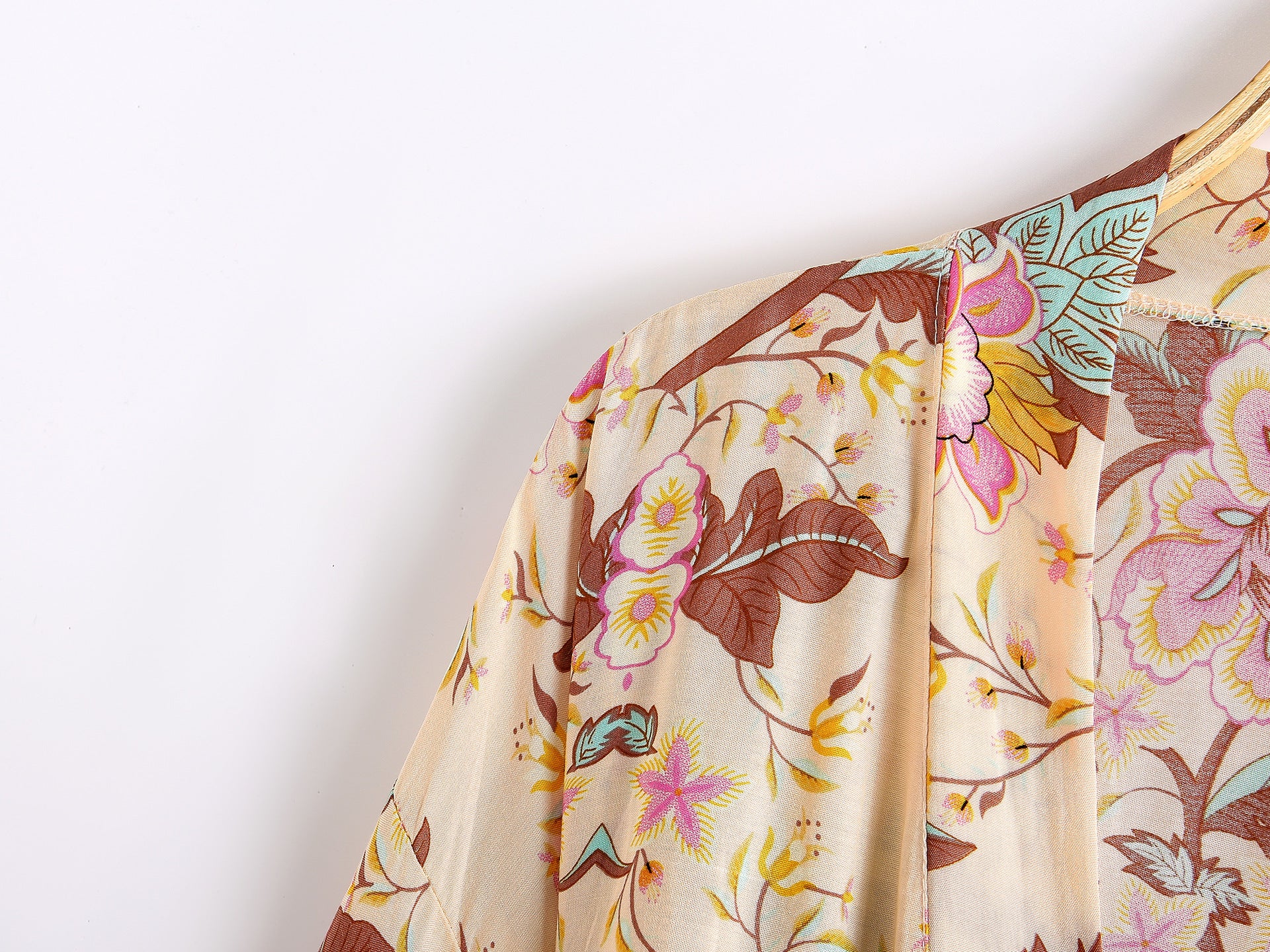 Cropped bohemian kimono-style jacket for women