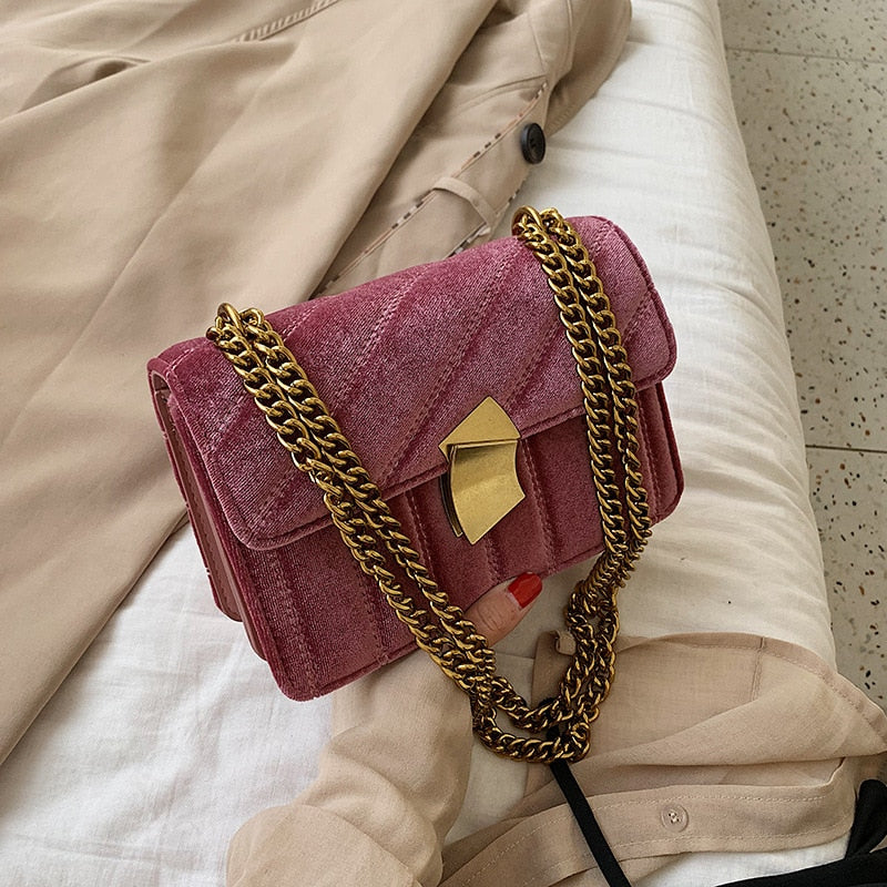 Women's velvet chain evening bag in black, green, pink or red