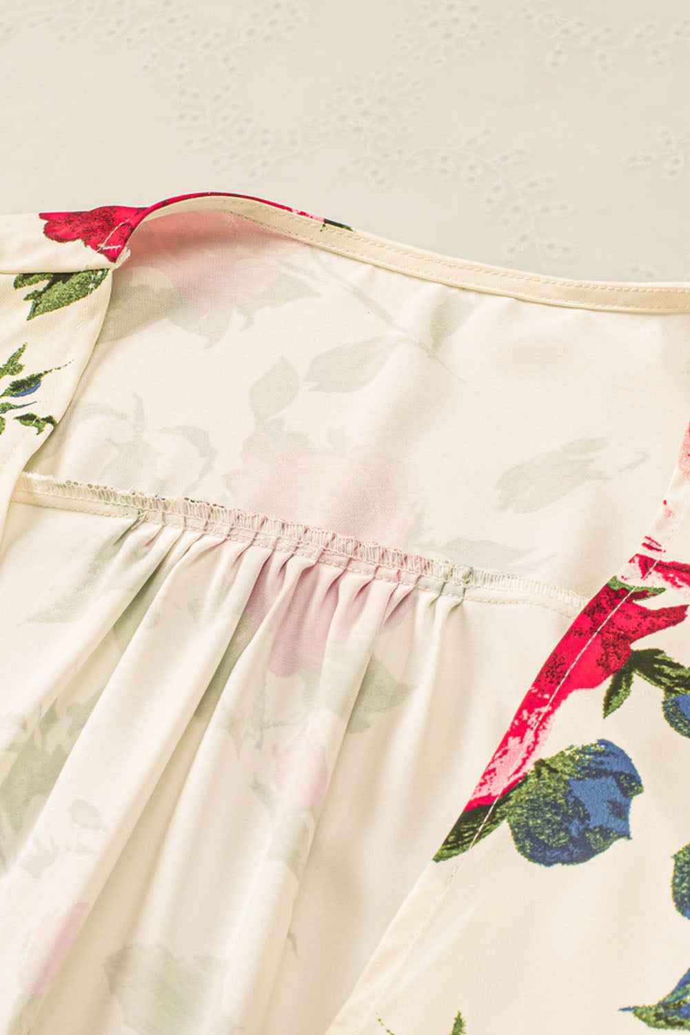 Women's half-sleeve floral kimono in beige