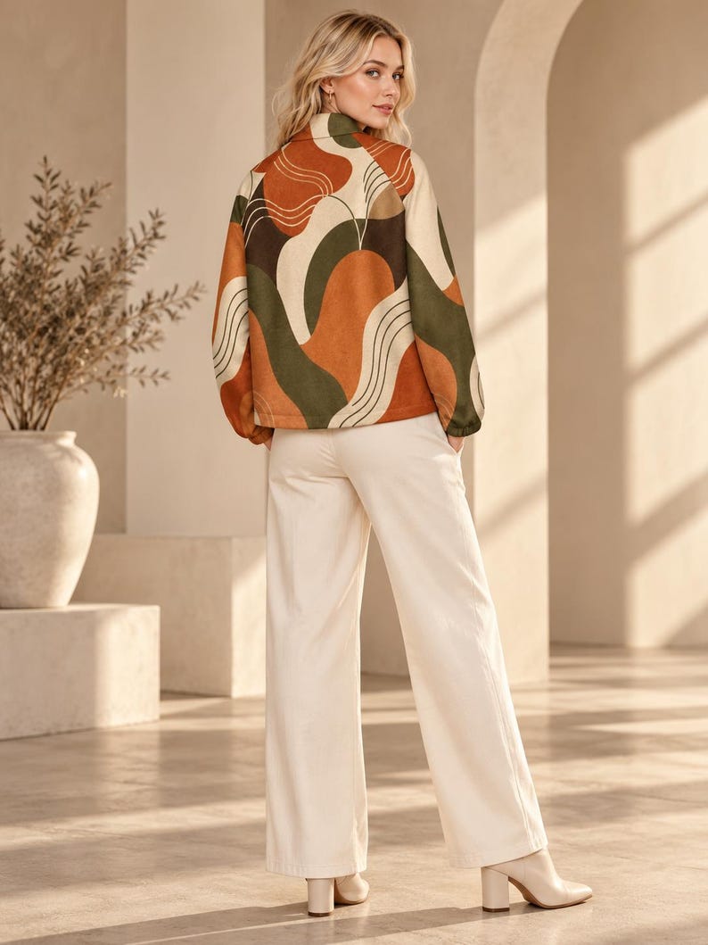 Women’s Retro Abstract Fleece Jacket styling view